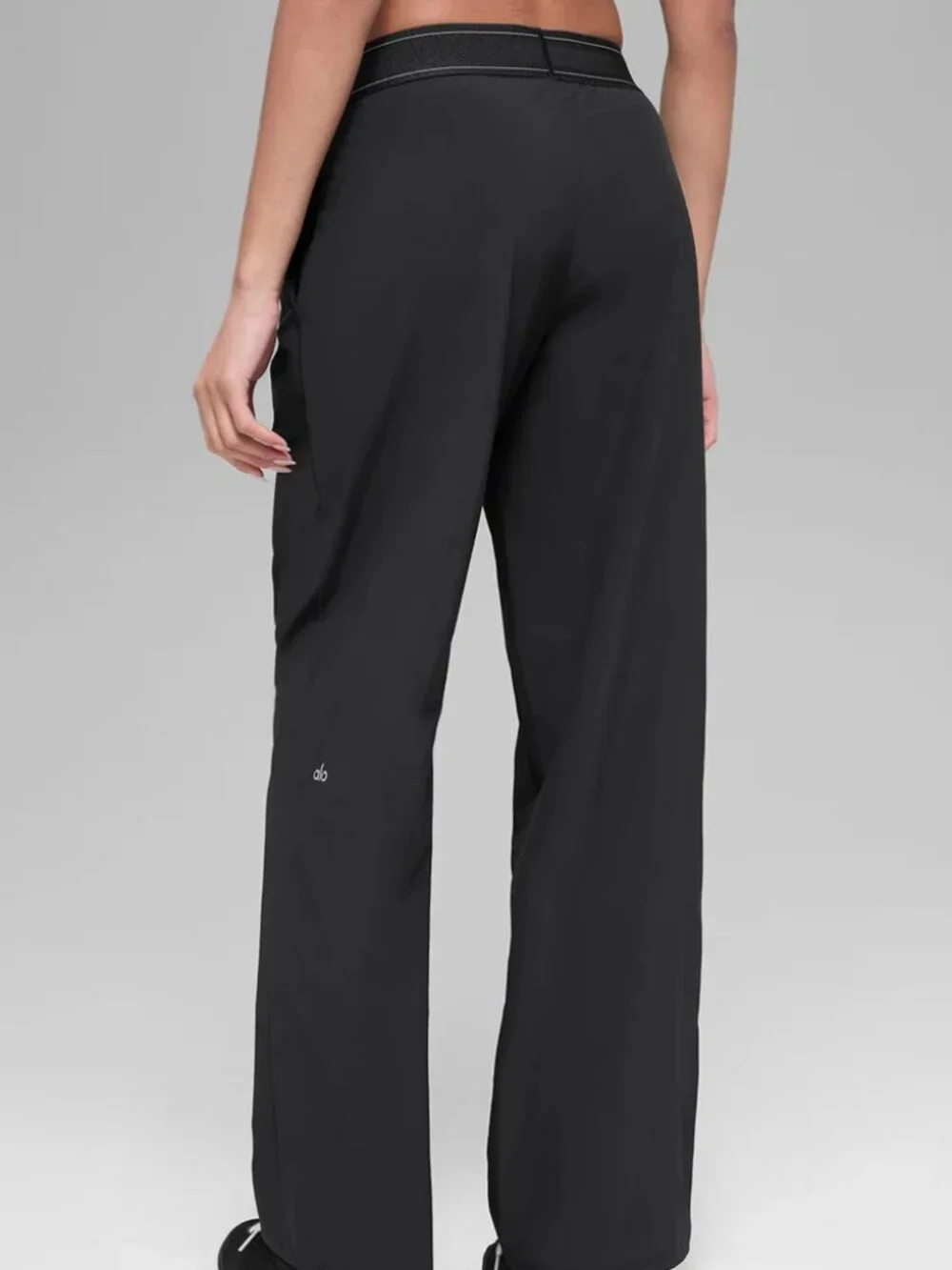 Brand New Alo Yoga Trouser|Pants Black（Regular）NWT 🙆‍♀️💘 - Picture 9 of 9